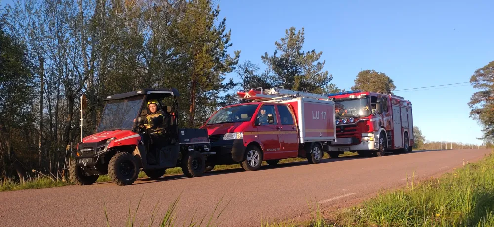 Räddningsfordon på väg
